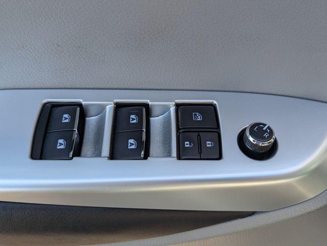 used 2018 Toyota Highlander car, priced at $24,944