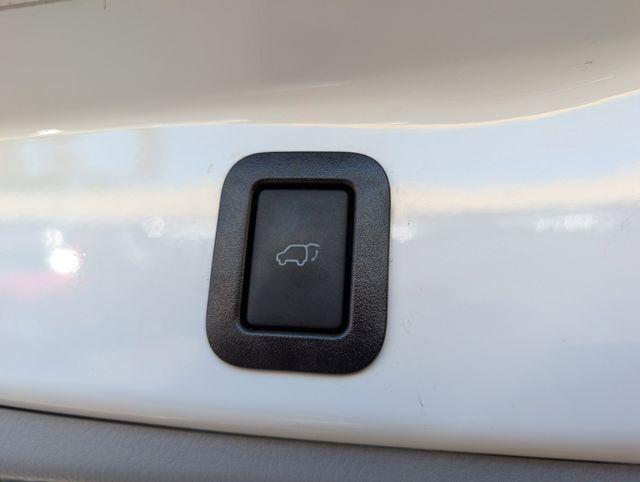 used 2018 Toyota Highlander car, priced at $24,944