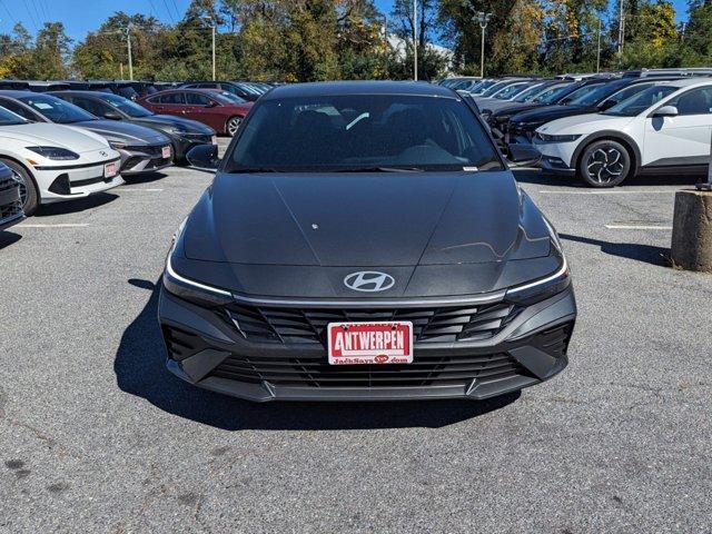 new 2025 Hyundai Elantra car, priced at $23,002