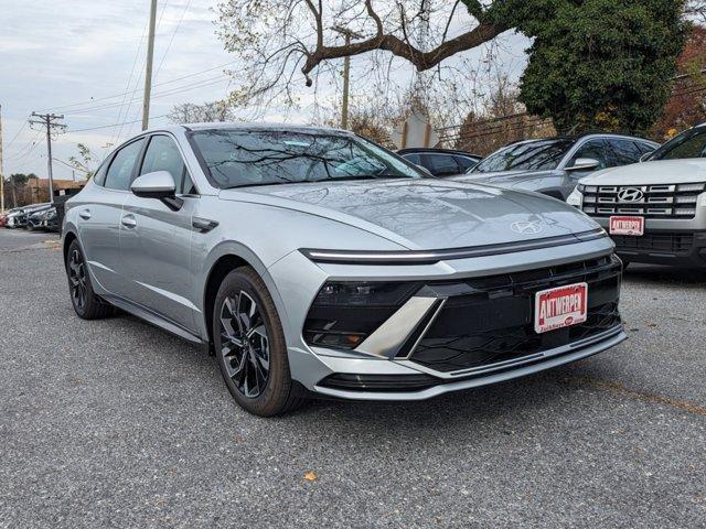 new 2025 Hyundai Sonata car, priced at $28,983