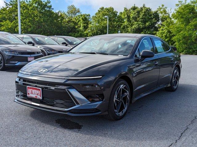 new 2024 Hyundai Sonata car, priced at $28,434