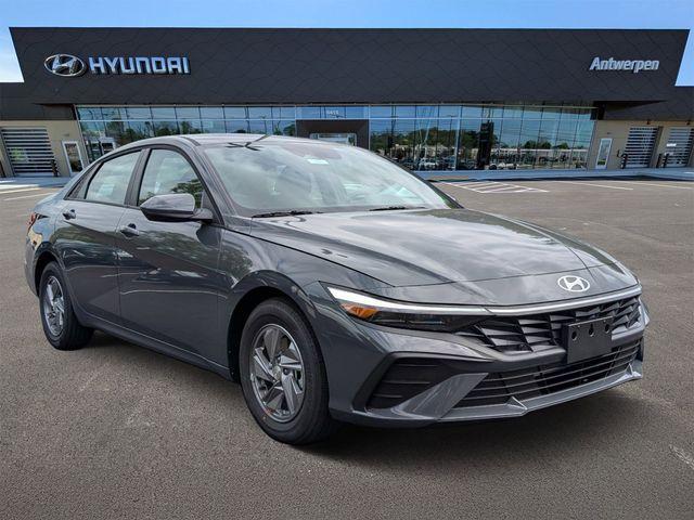 new 2025 Hyundai Elantra car, priced at $21,054