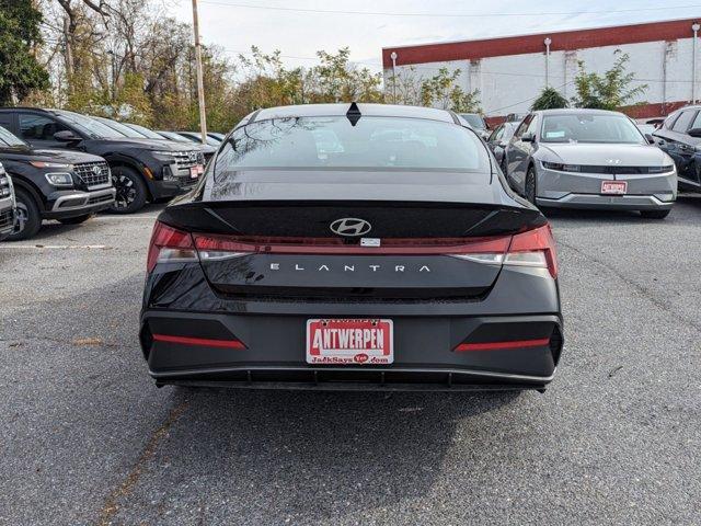 new 2025 Hyundai Elantra car, priced at $22,427