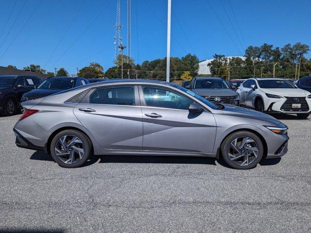 new 2025 Hyundai Elantra car, priced at $25,804