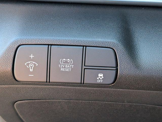 new 2025 Hyundai ELANTRA HEV car, priced at $23,812