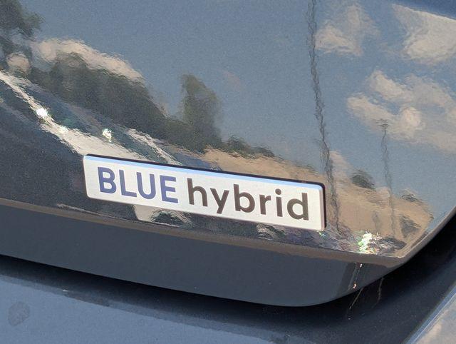 new 2025 Hyundai ELANTRA HEV car, priced at $23,812