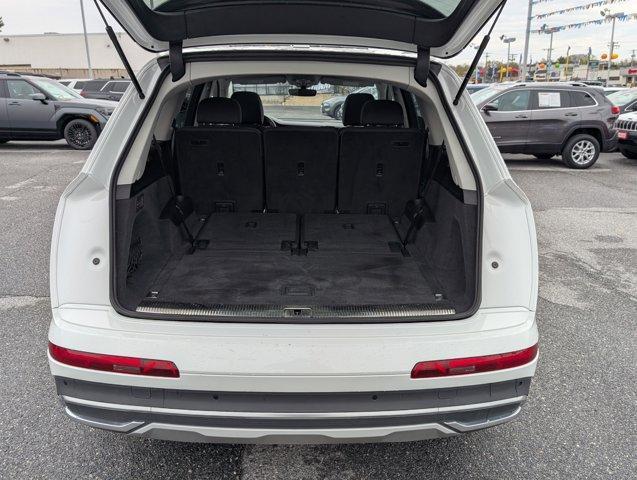 used 2024 Audi Q7 car, priced at $42,990