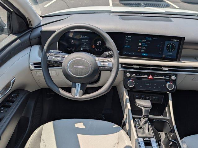 new 2025 Hyundai Tucson car, priced at $32,213