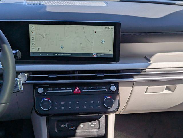 new 2026 Hyundai TUCSON Hybrid car, priced at $40,661