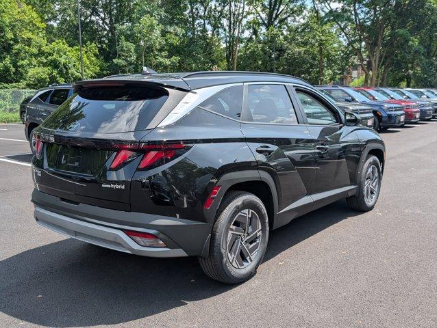 new 2025 Hyundai TUCSON Hybrid car, priced at $35,485
