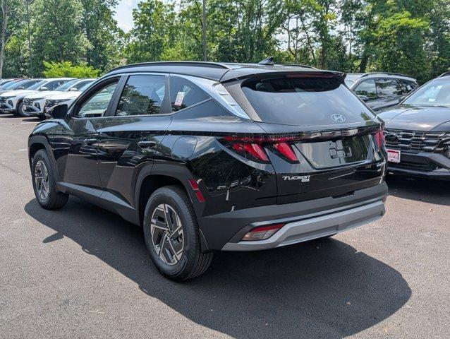 new 2025 Hyundai TUCSON Hybrid car, priced at $35,485