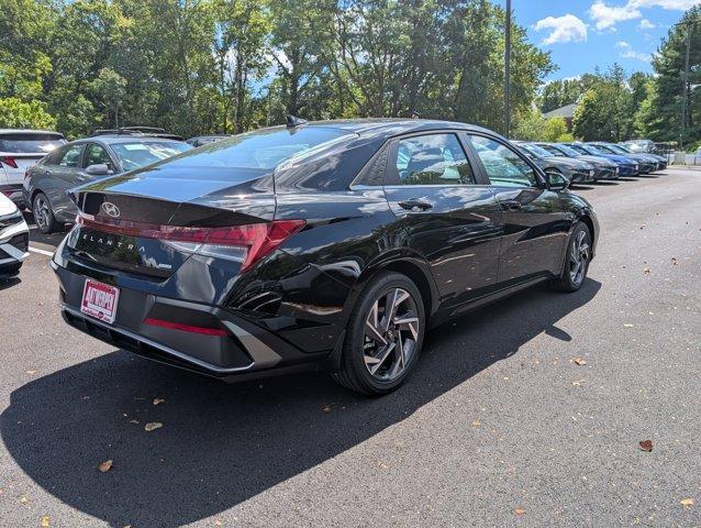 new 2025 Hyundai ELANTRA HEV car, priced at $28,087