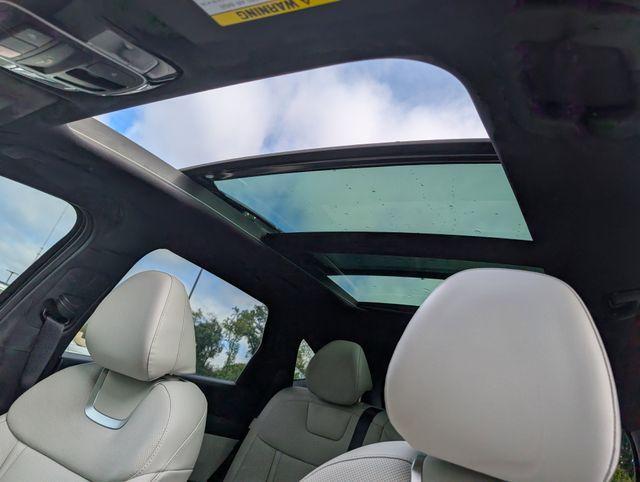 new 2026 Hyundai TUCSON Hybrid car, priced at $42,756