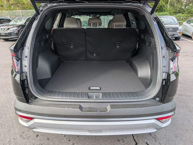 new 2026 Hyundai TUCSON Hybrid car, priced at $42,756