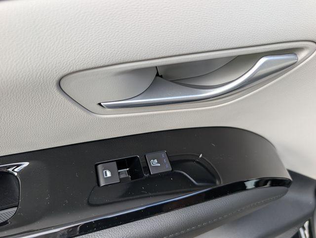 new 2026 Hyundai TUCSON Hybrid car, priced at $42,756