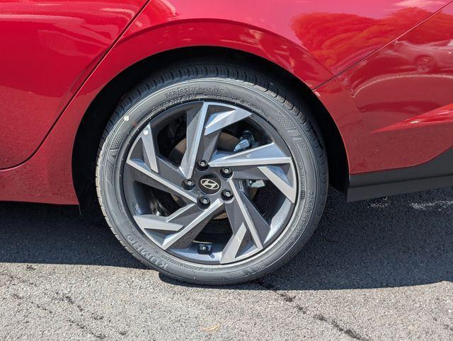 new 2025 Hyundai Elantra car, priced at $23,305