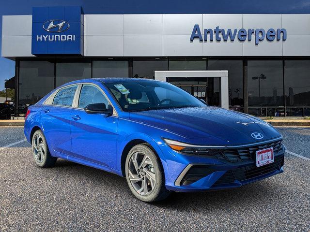 new 2025 Hyundai Elantra car, priced at $22,456