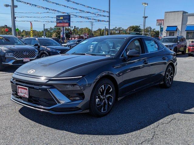 new 2025 Hyundai Sonata car, priced at $28,936