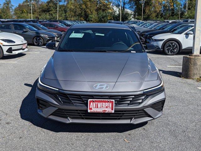 new 2025 Hyundai Elantra car, priced at $22,456