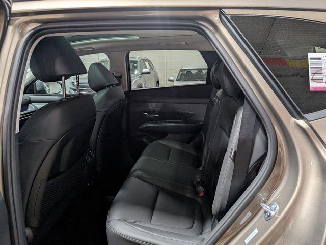 new 2025 Hyundai TUCSON Hybrid car, priced at $33,414