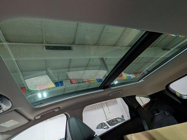 new 2025 Hyundai TUCSON Hybrid car, priced at $33,414