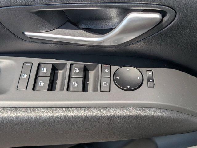 new 2025 Hyundai TUCSON Hybrid car, priced at $33,414