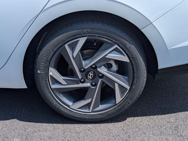 new 2025 Hyundai Elantra car, priced at $24,288