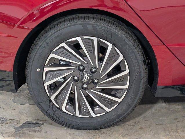 new 2025 Hyundai Sonata Hybrid car, priced at $28,576