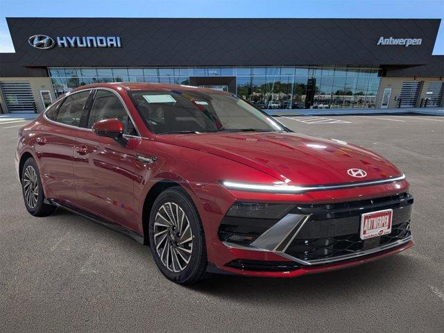 new 2025 Hyundai Sonata Hybrid car, priced at $28,576