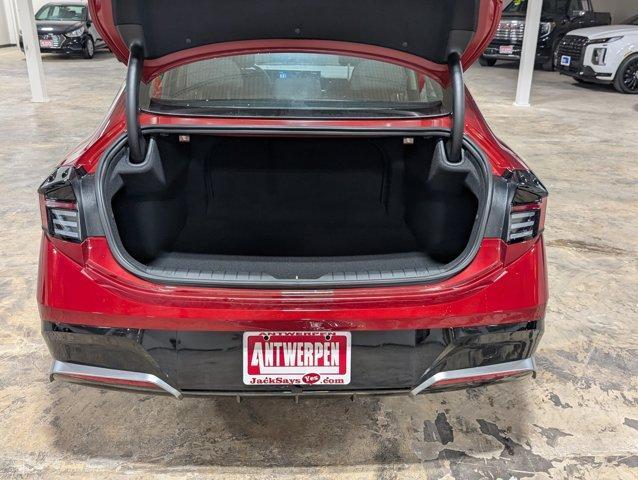 new 2025 Hyundai Sonata Hybrid car, priced at $28,576