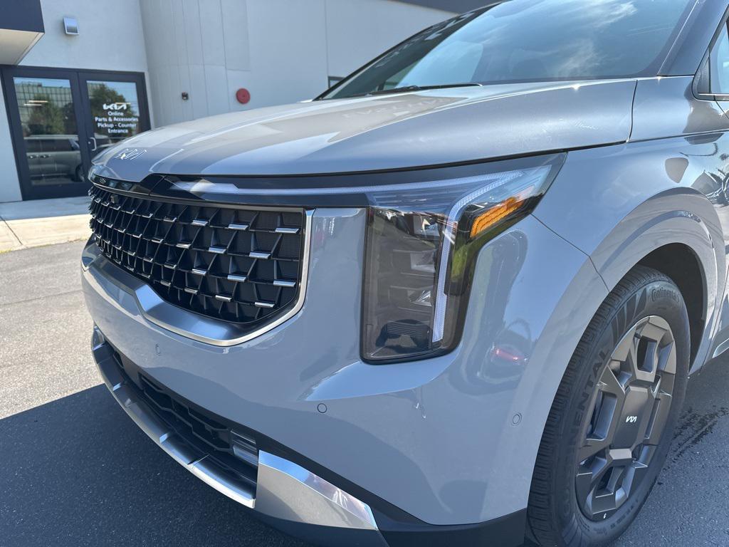 new 2026 Kia Carnival Hybrid car, priced at $49,588