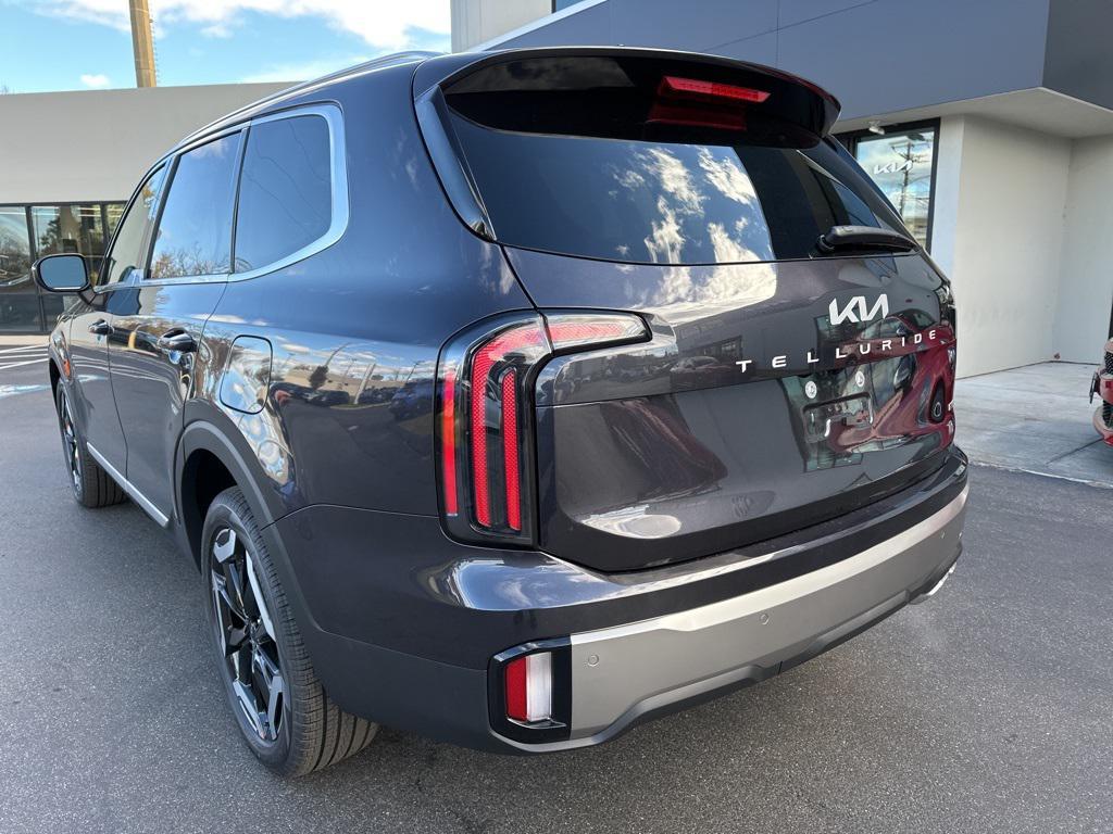 new 2025 Kia Telluride car, priced at $43,908