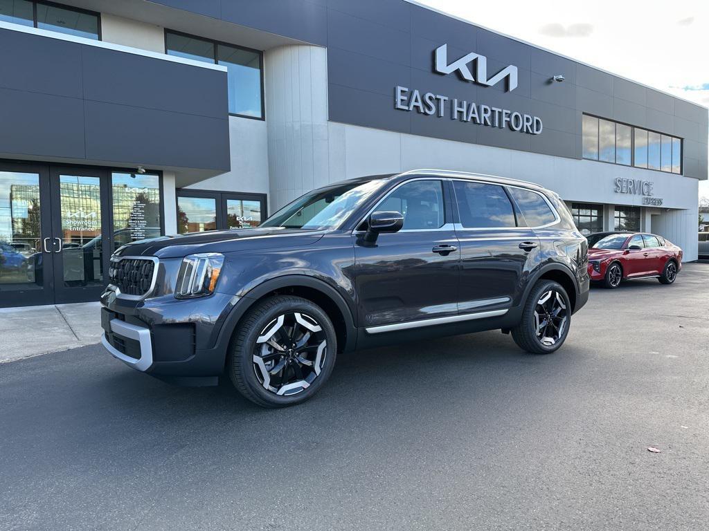 new 2025 Kia Telluride car, priced at $43,908