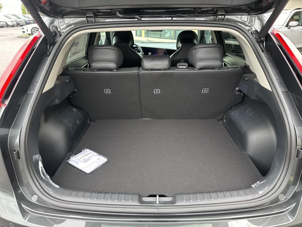 new 2025 Kia Niro EV car, priced at $33,059