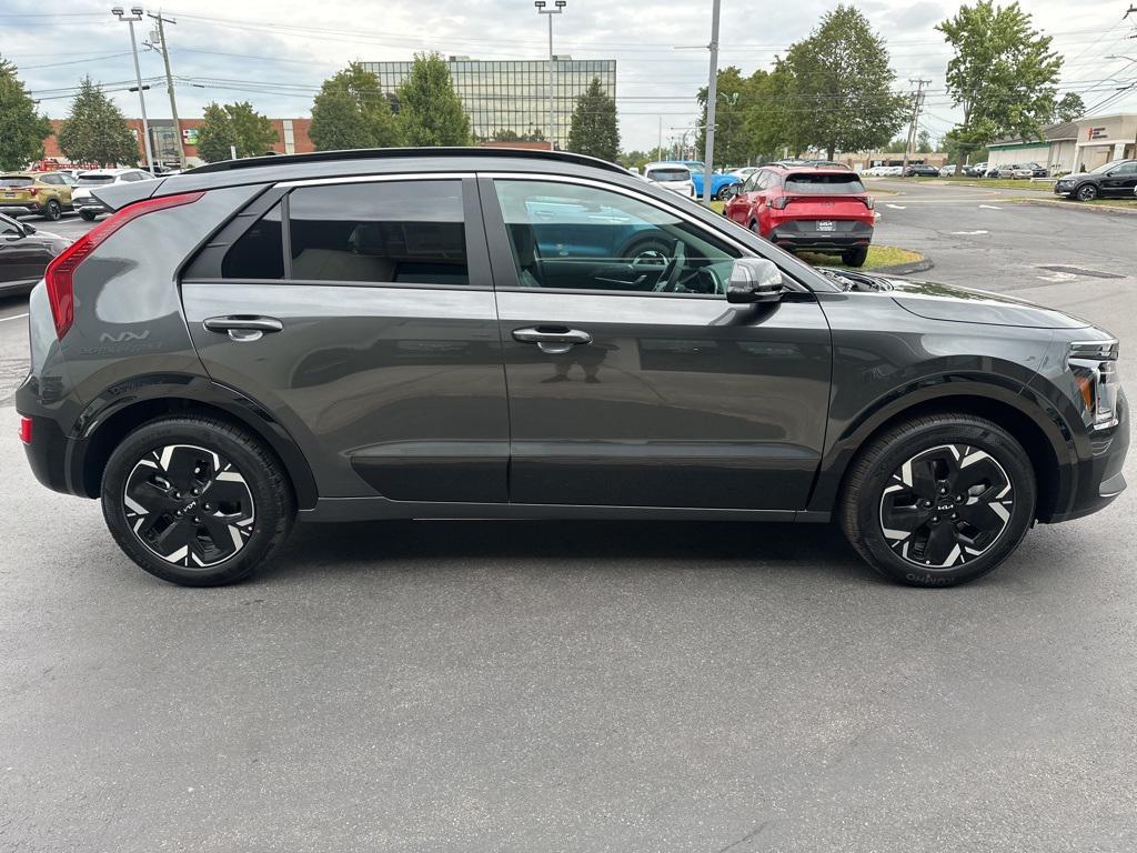 new 2025 Kia Niro EV car, priced at $33,059