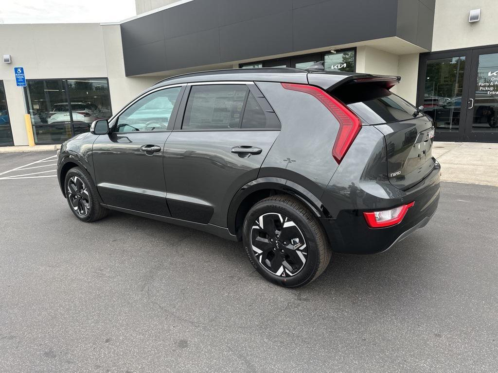 new 2025 Kia Niro EV car, priced at $33,059