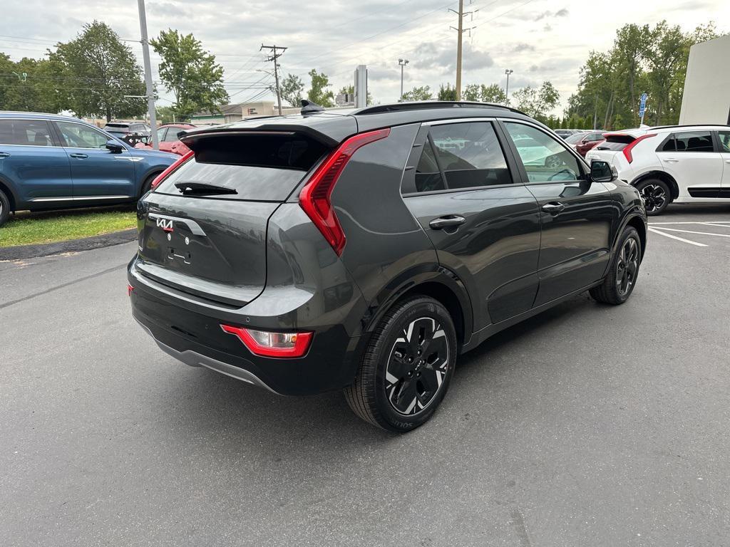 new 2025 Kia Niro EV car, priced at $33,059