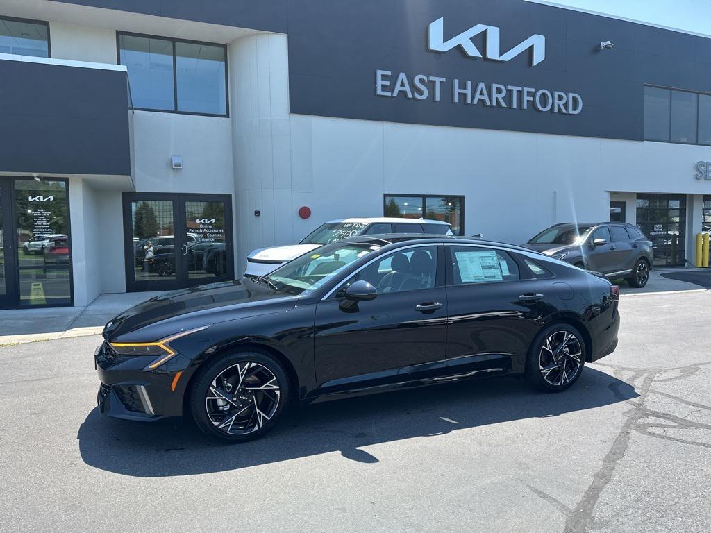 new 2025 Kia K5 car, priced at $30,713