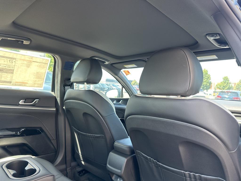 new 2025 Kia K5 car, priced at $30,547