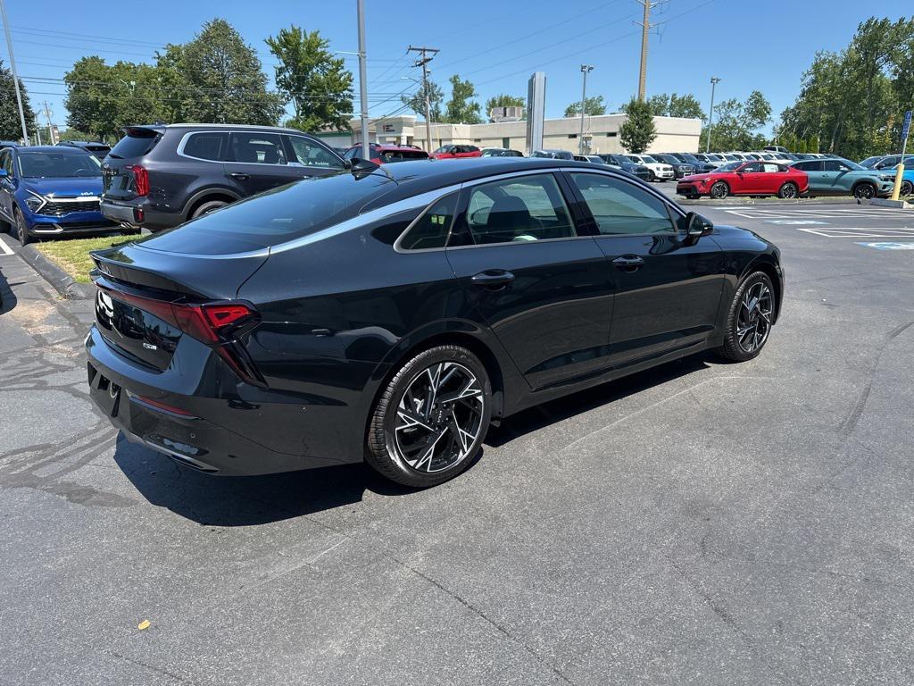 new 2025 Kia K5 car, priced at $30,547