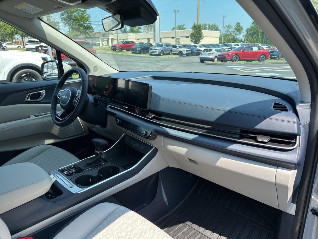 new 2026 Kia Carnival car, priced at $41,330