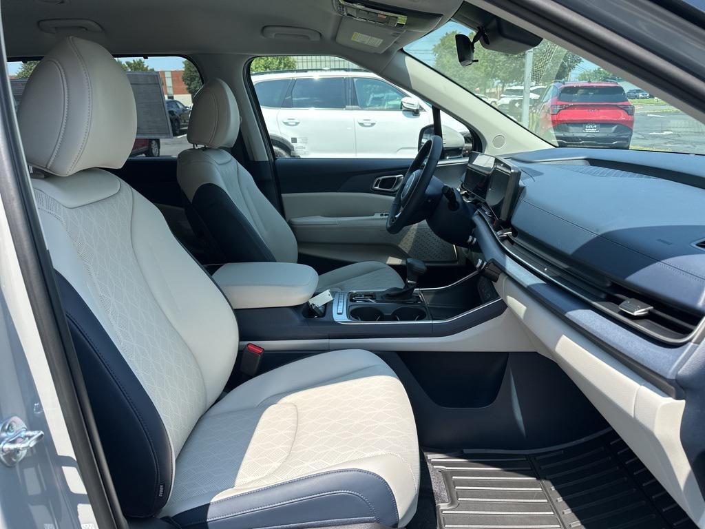 new 2026 Kia Carnival car, priced at $41,330
