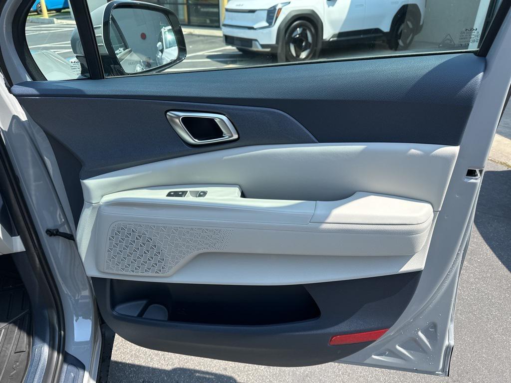new 2026 Kia Carnival car, priced at $41,330