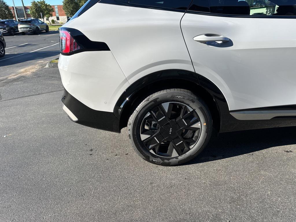 new 2026 Kia Sportage Hybrid car, priced at $41,110
