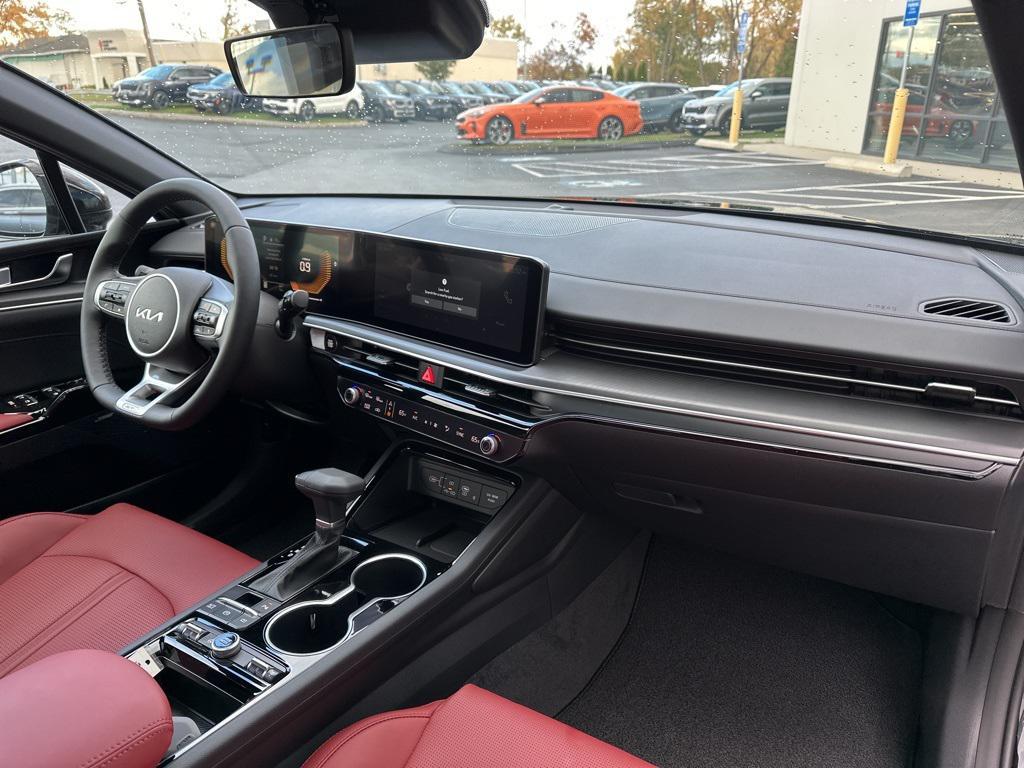 new 2026 Kia K5 car, priced at $32,620