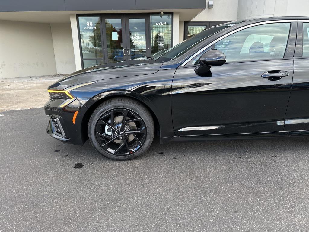 new 2026 Kia K5 car, priced at $32,620