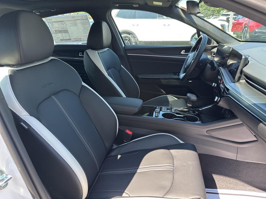new 2026 Kia K5 car, priced at $31,764
