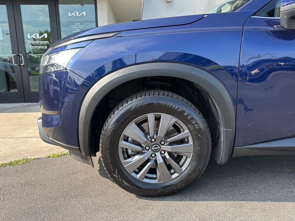 used 2022 Nissan Pathfinder car, priced at $24,990