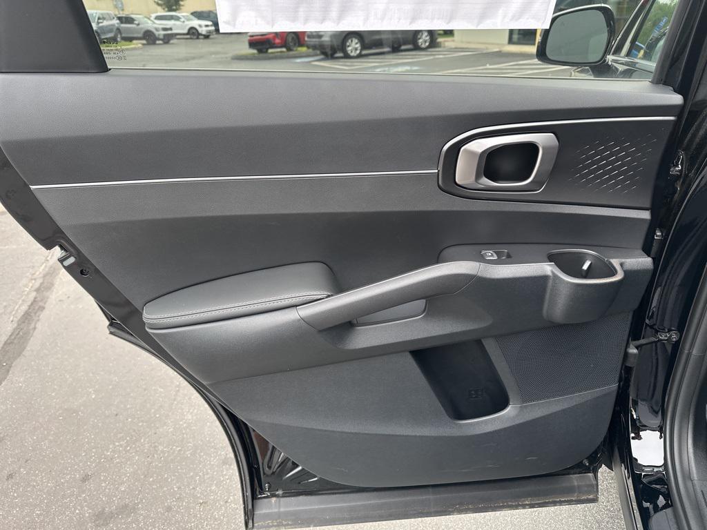 new 2025 Kia Sorento car, priced at $37,964
