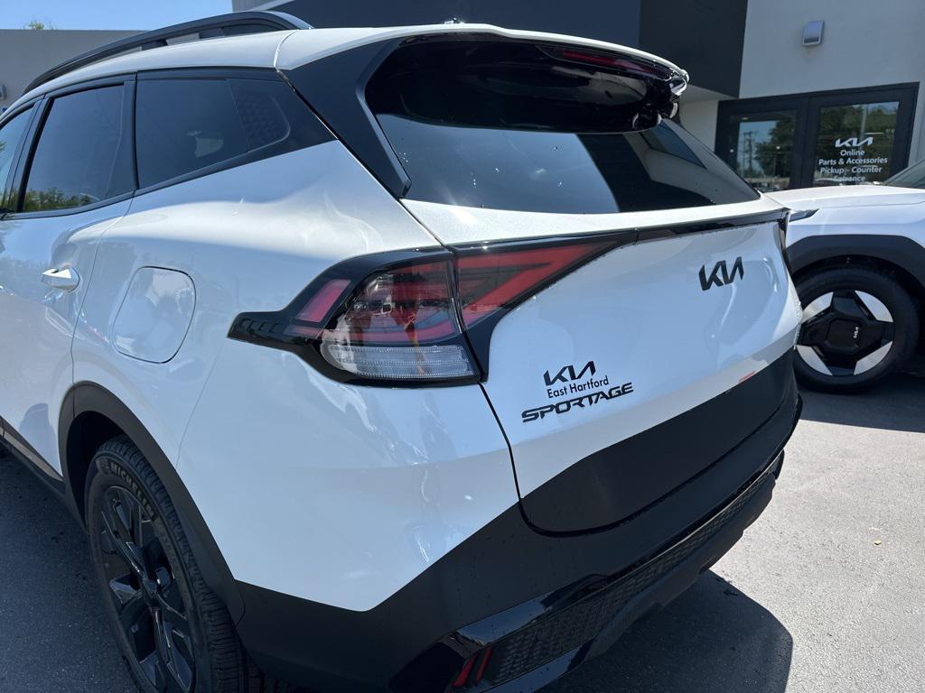 new 2025 Kia Sportage car, priced at $44,428